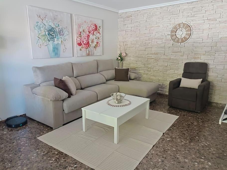 Acogedora Y Confortable Casa Familiar En L'Ollería Exterior foto